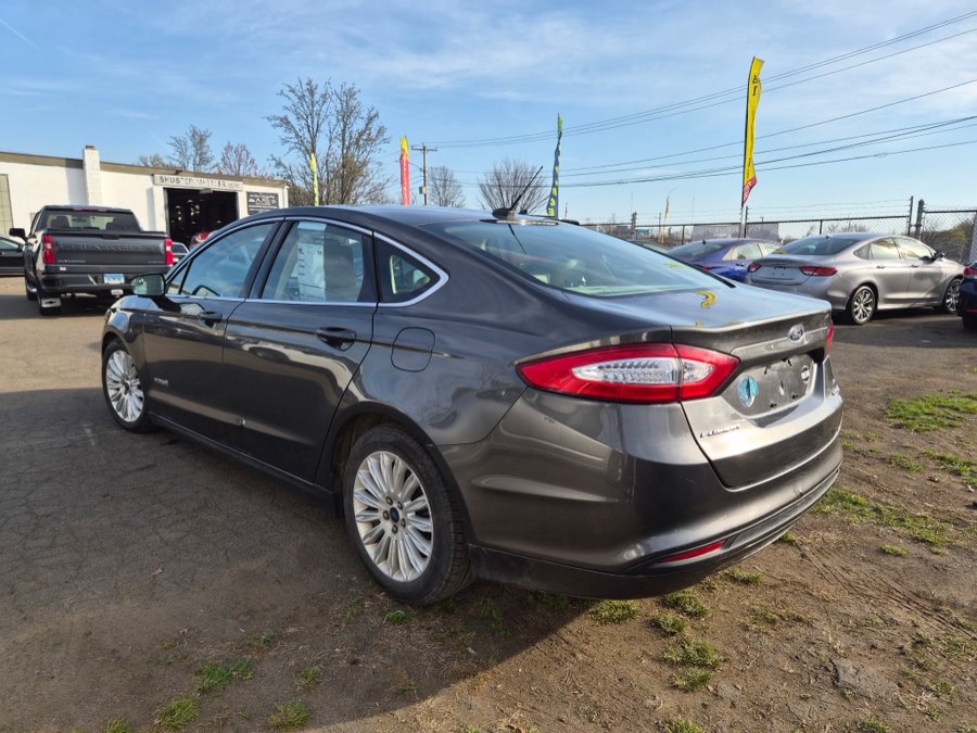 2015 Ford Fusion Hybrid