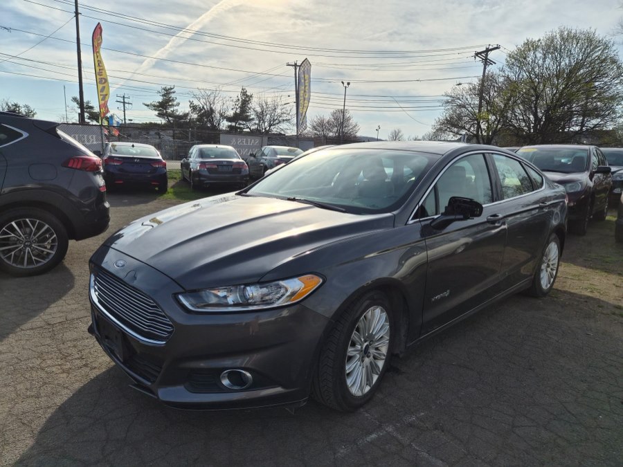 2015 Ford Fusion Hybrid SE