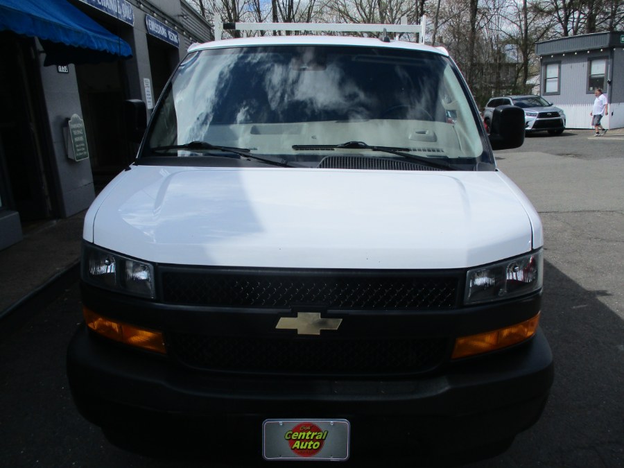 2021 Chevrolet Express 3500 Work Van HD's photo