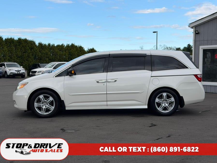 2012 Honda Odyssey Touring's photo