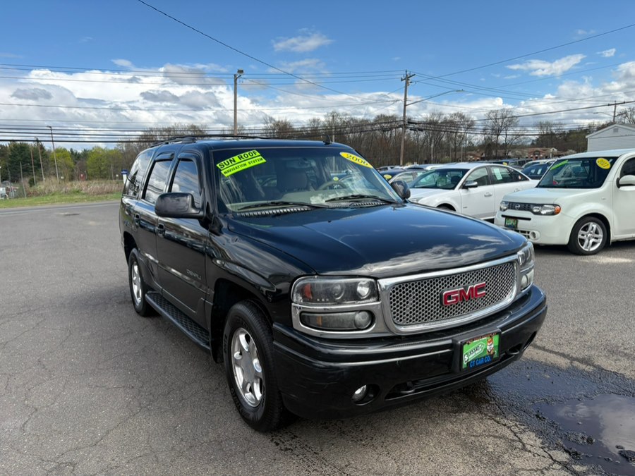 2006 GMC Yukon Denali 4dr AWD, available for sale in East Windsor, Connecticut | CT Car Co LLC. East Windsor, Connecticut