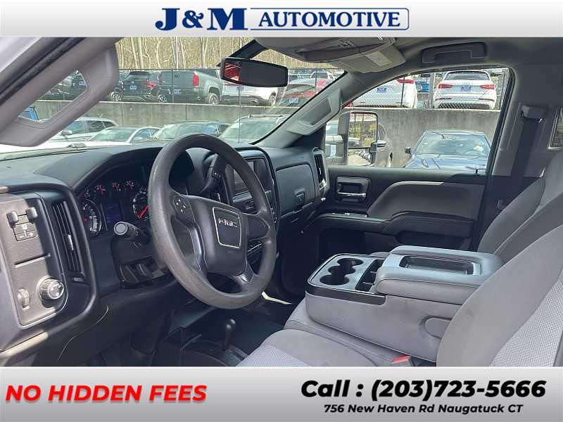2018 GMC Sierra 4WD Double Cab Standard Box's photo