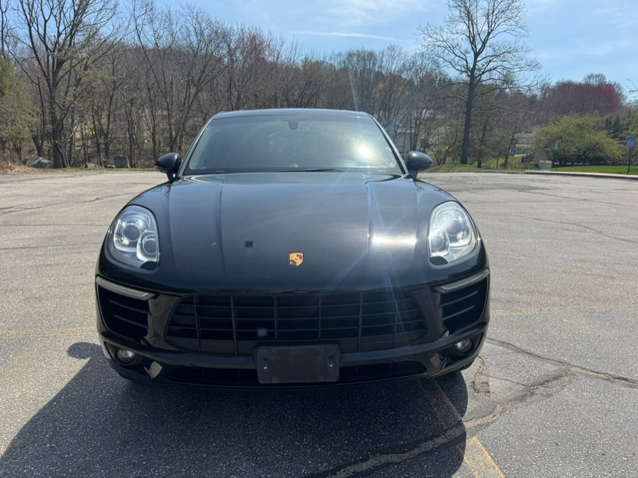 2016 Porsche Macan