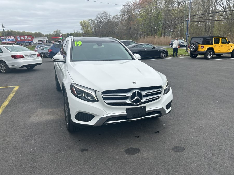 2019 Mercedes-Benz GLC GLC300 4MATIC's photo