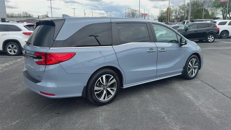 2023 Honda Odyssey Touring's photo
