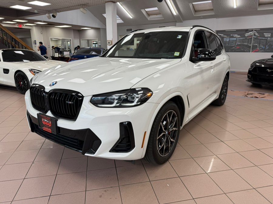 2023 BMW X3 M40i's photo