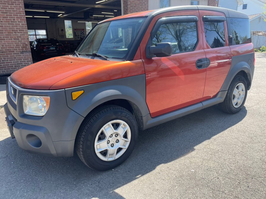 Used 2005 Honda Element in New Milford, Connecticut | Faustos Auto Body and Repairs LLC. New Milford, Connecticut