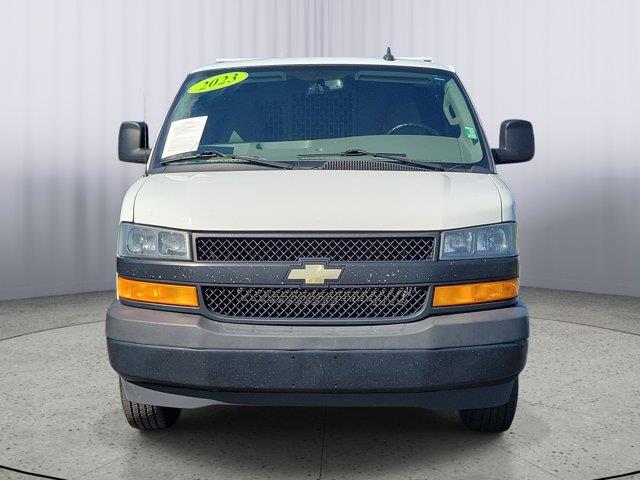 2023 Chevrolet Express 2500 Work Van HD's photo