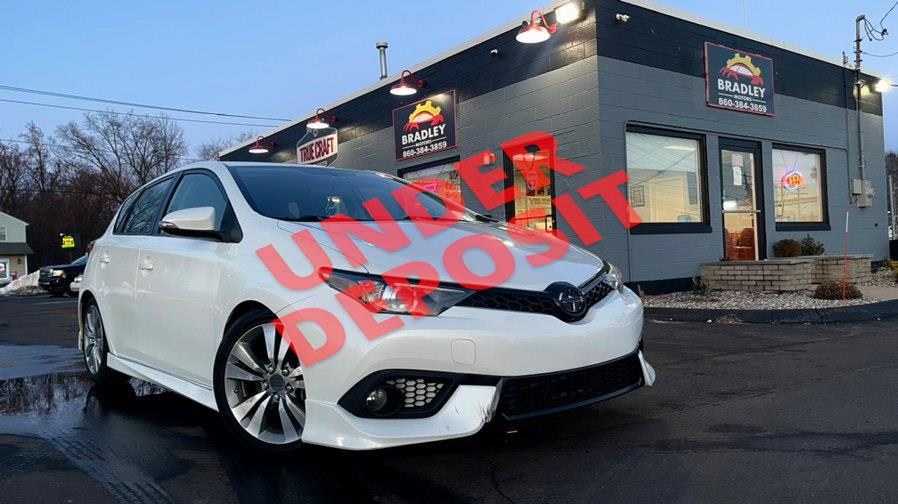 2016 Scion iM Base