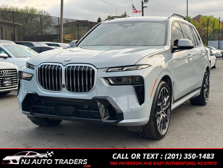 2023 BMW X7 xDrive40i's photo