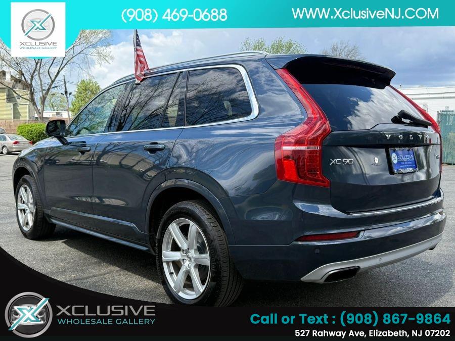 2021 Volvo XC90 T6 Momentum 6 Passenger AWD's photo
