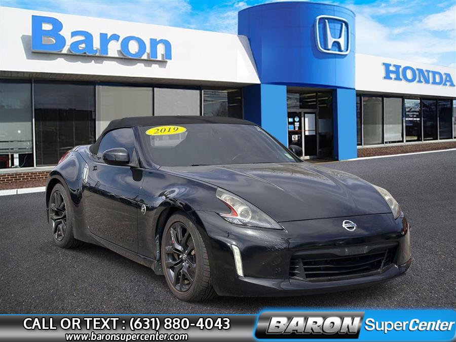 Used 2019 Nissan 370z Roadster in Patchogue, New York | Baron Supercenter. Patchogue, New York