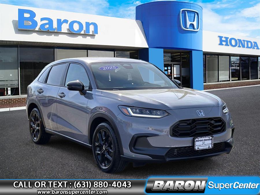 Used 2025 Honda Hr-v in Patchogue, New York | Baron Supercenter. Patchogue, New York