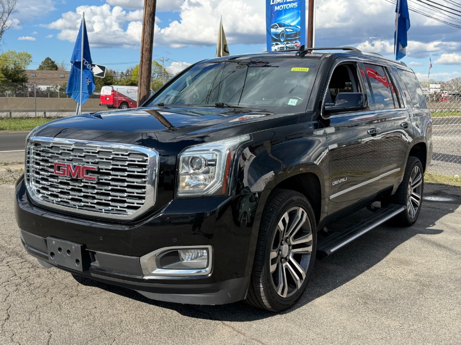 2018 GMC Yukon 4WD Denali's photo