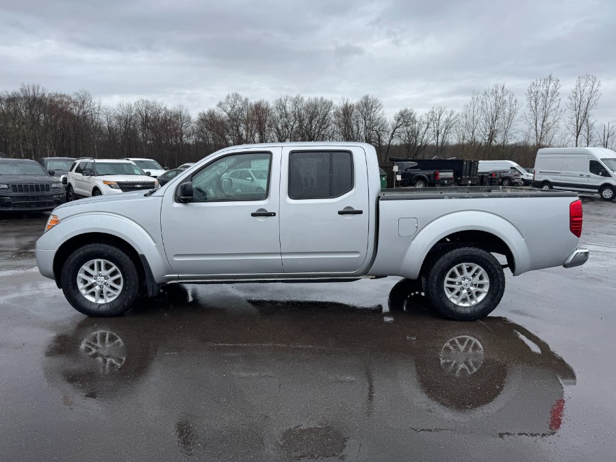 2017 Nissan Frontier SL Crew Cab 4x4 5AT's photo