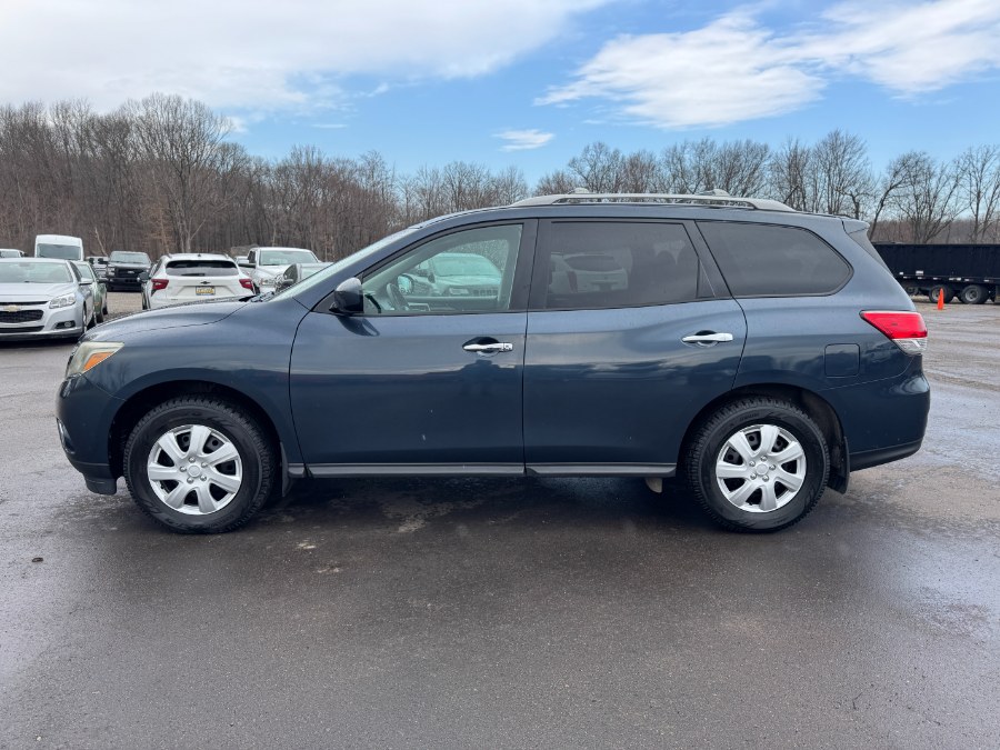 2016 Nissan Pathfinder SV 4WD's photo