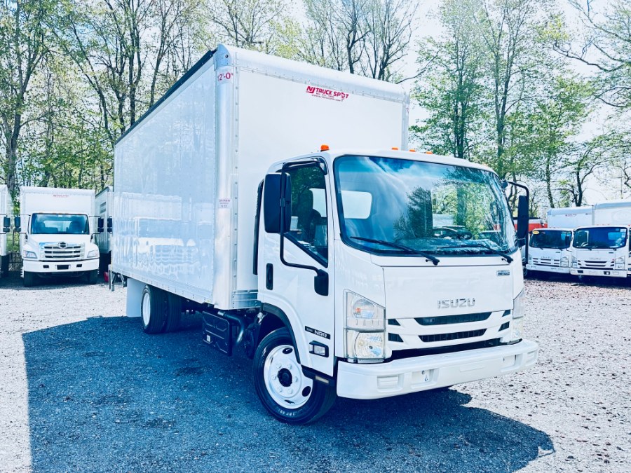 2022 Isuzu NRR's photo
