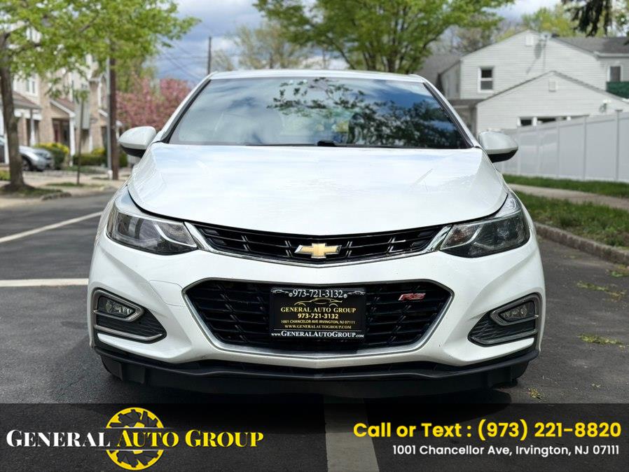 2017 Chevrolet Cruze Premier Hatchback Auto's photo
