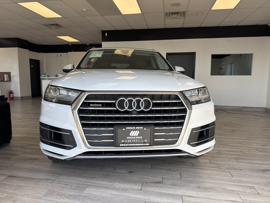 2017 Audi Q7 3.0T quattro tiptronic Premium Plus's photo