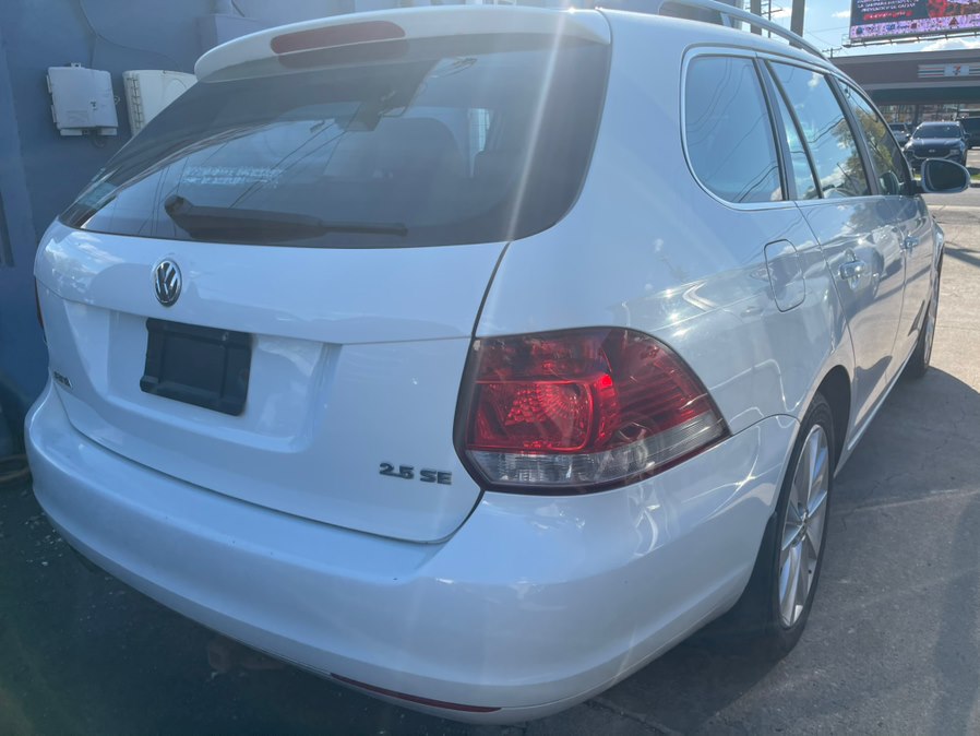 2014 Volkswagen Jetta SportWagen 2.5L S PZEV's photo