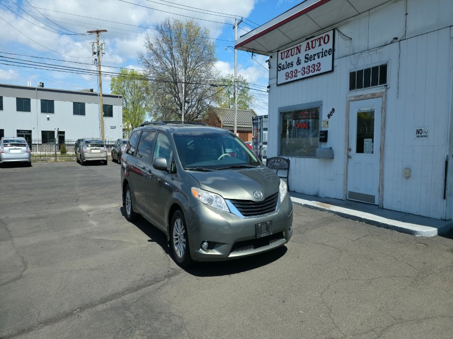 2011 Toyota Sienna XLE