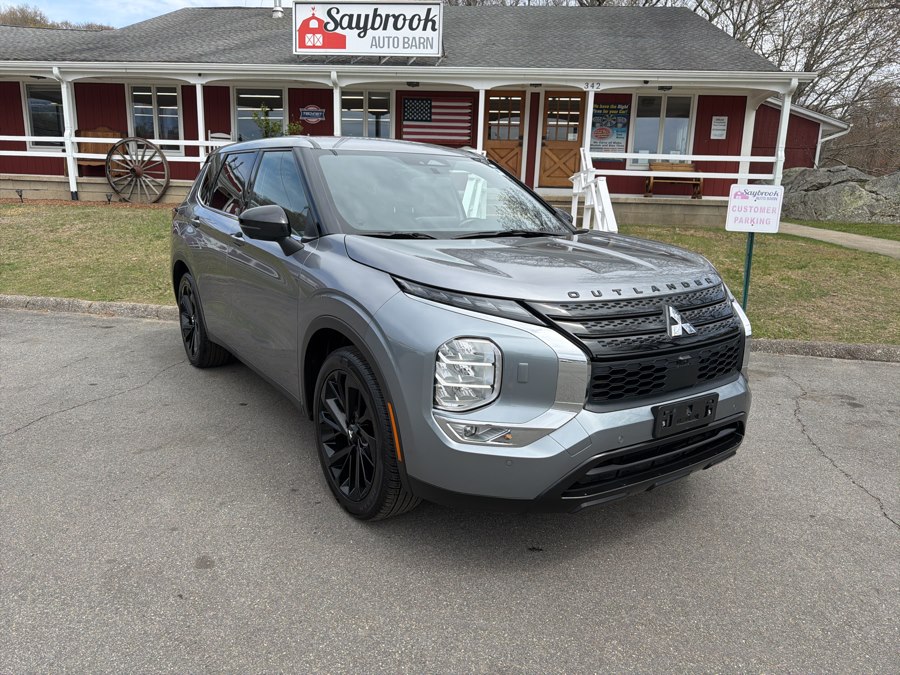 2023 Mitsubishi Outlander SE Black Edition