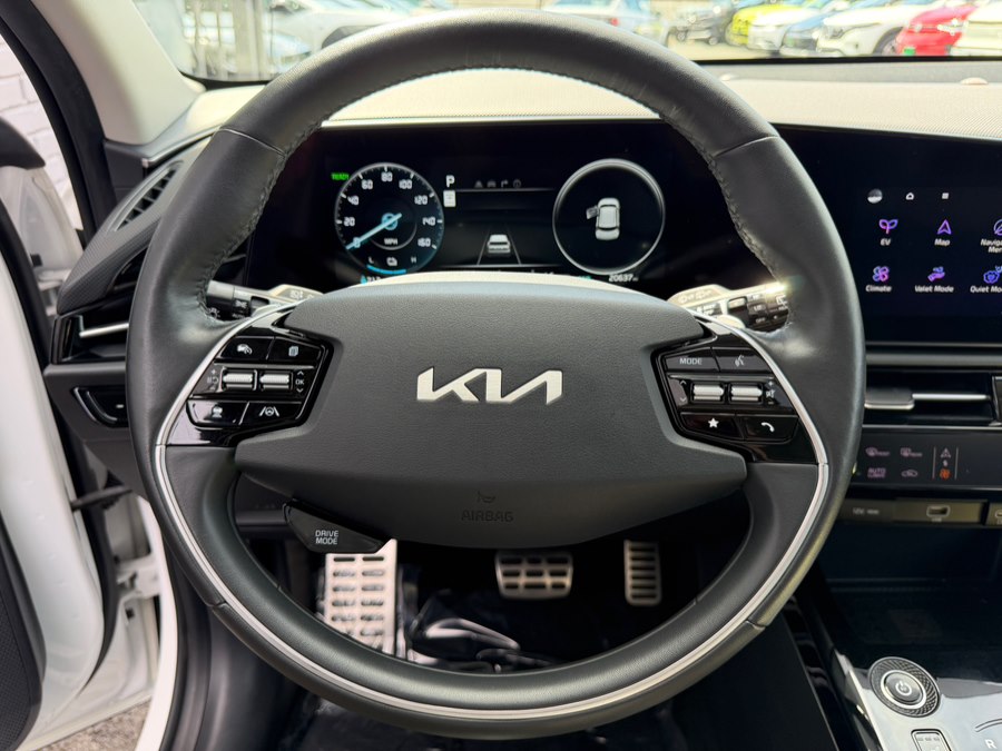 2023 Kia Niro Wave - Photo 12