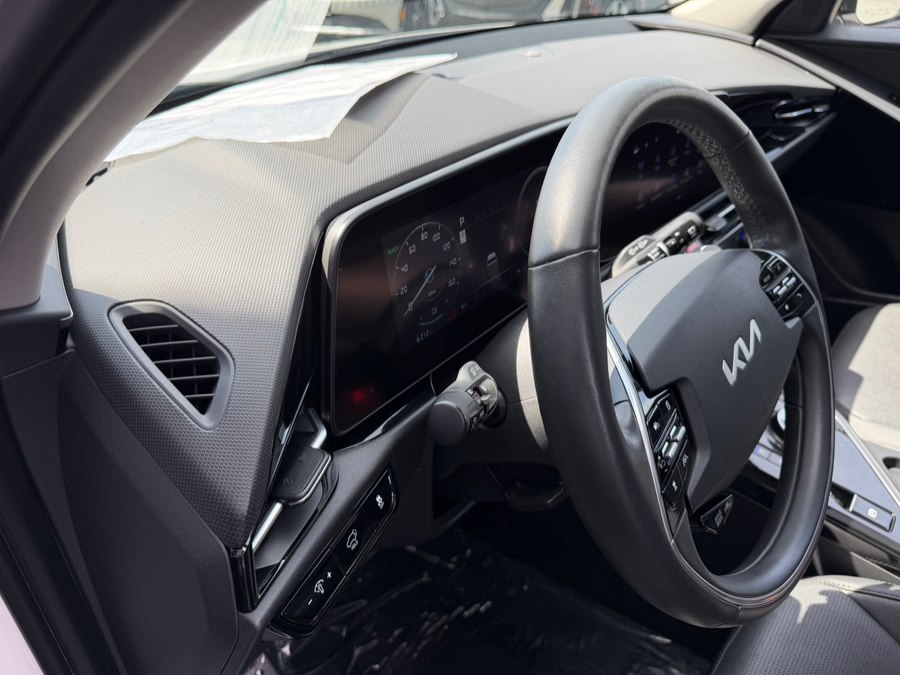 2023 Kia Niro Wave - Photo 10