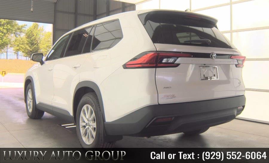 2024 Toyota Grand Highlander XLE AWD's photo