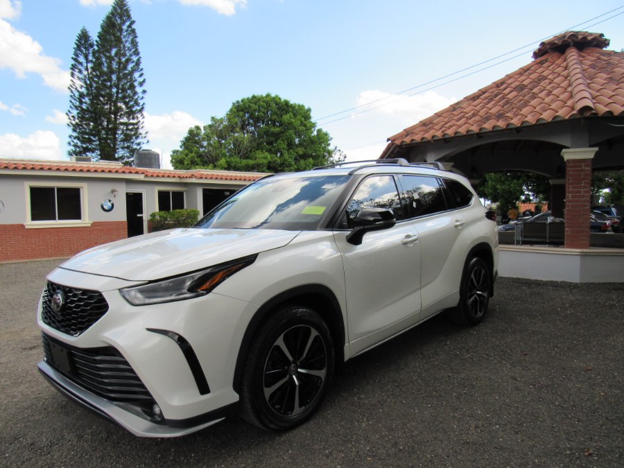 Used 2021 Toyota Highlander in San Francisco de Macoris Rd, Dominican Republic | Hilario Auto Import. San Francisco de Macoris Rd, Dominican Republic