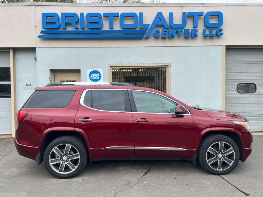 2017 GMC Acadia Denali