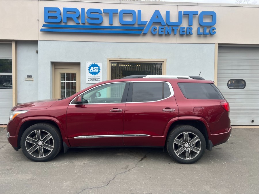 2017 GMC Acadia Denali AWD's photo