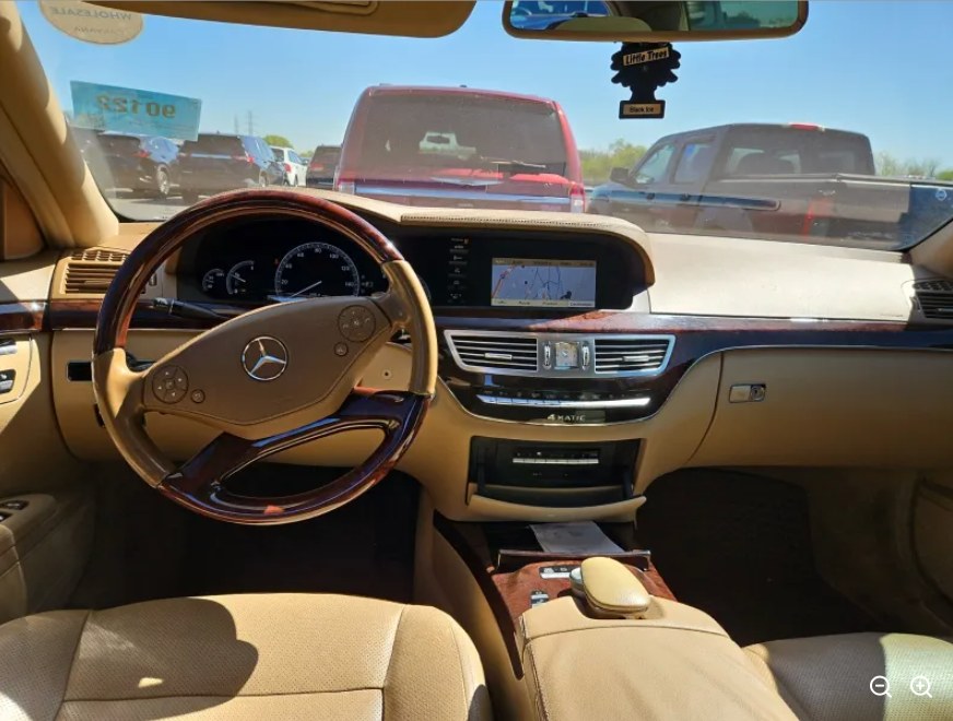 2013 Mercedes-Benz S-Class