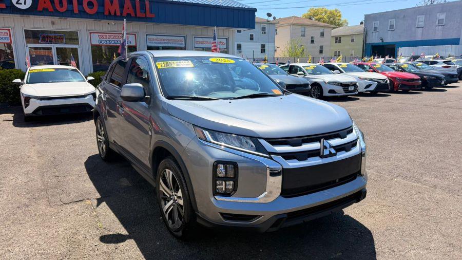 2025 Mitsubishi Outlander Sport 2.0 ES AWC CVT's photo