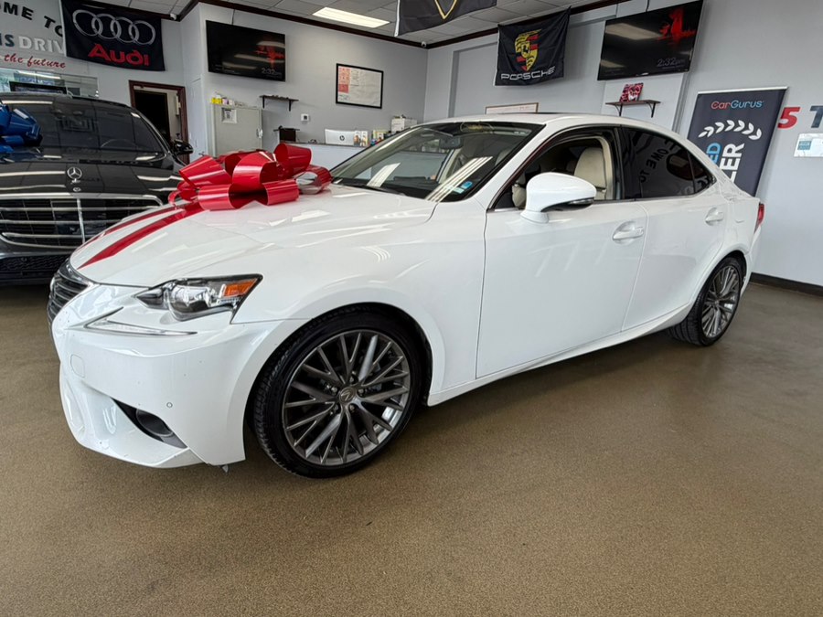 2014 Lexus IS