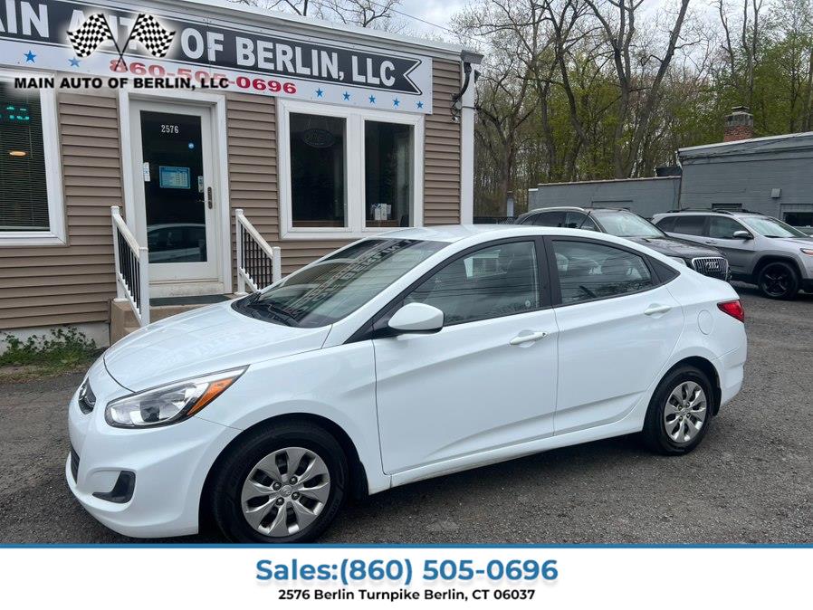 2016 Hyundai Accent SE 4-Door 6-Speed Automatic's photo