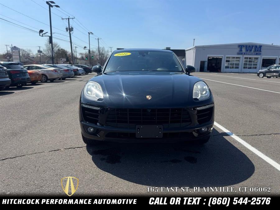 2016 Porsche Macan