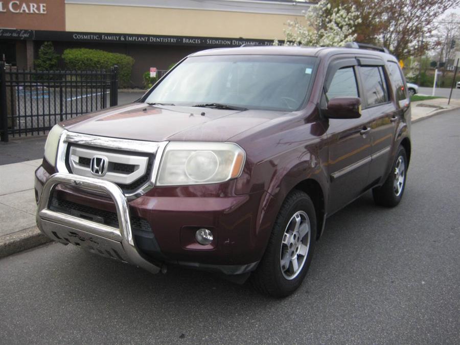 2009 Honda Pilot Touring w/Navi w/DVD 4dr SUV and DVD, available for sale in Massapequa, New York | Rite Choice Auto Inc.. Massapequa, New York
