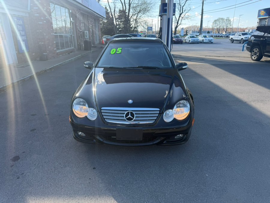 2005 Mercedes-Benz C-Class C320 Sport's photo