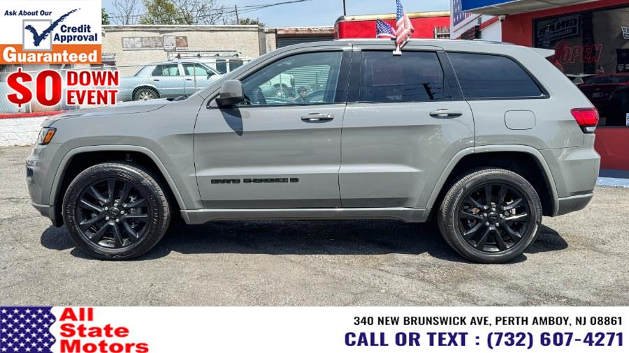 2022 Jeep Grand Cherokee Laredo X 4WD's photo