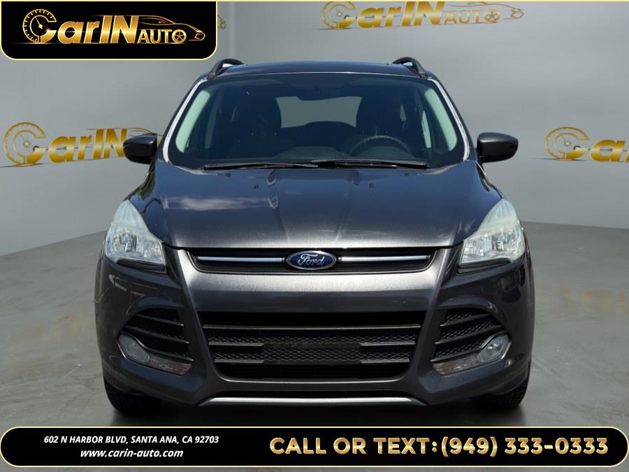 2015 Ford Escape SE's photo