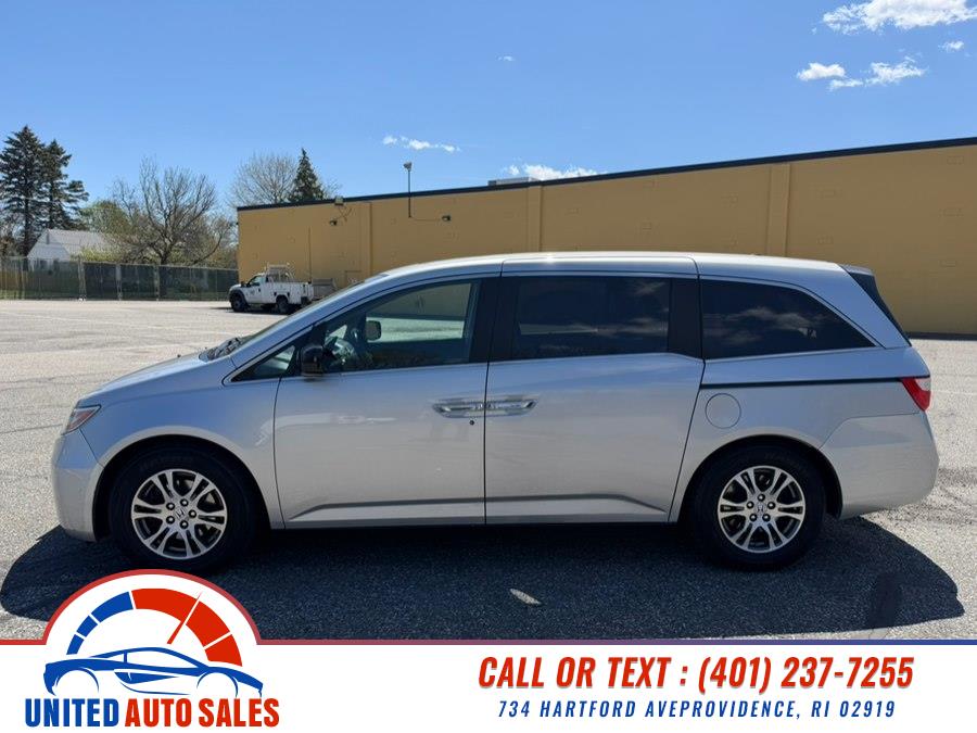 2013 Honda Odyssey EX-L w/DVD Rear Entertainment System's photo