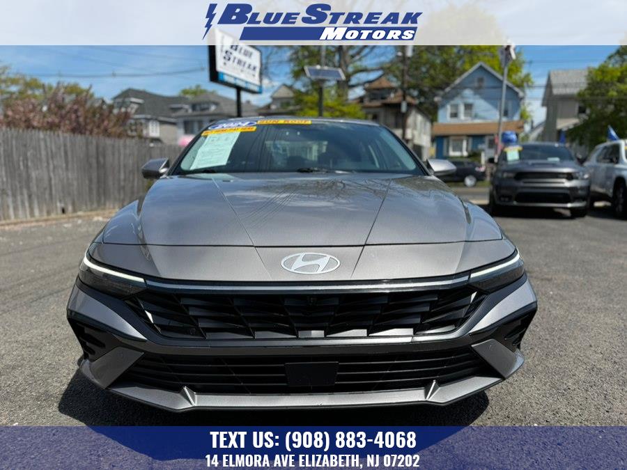 2024 Hyundai Elantra 2.0 Limited IVT's photo
