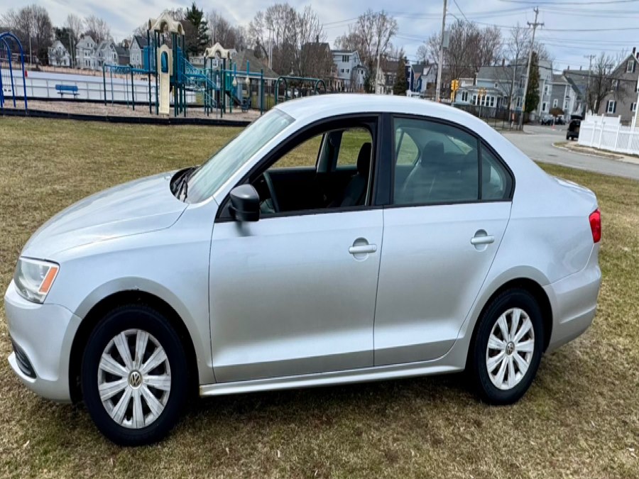 Used 2014 Volkswagen Jetta Sedan in Salem, Massachusetts | Dave Franks Auto Sales. Salem, Massachusetts