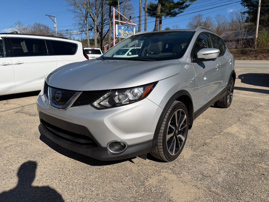2018 Nissan Rogue Sport SL AWD's photo