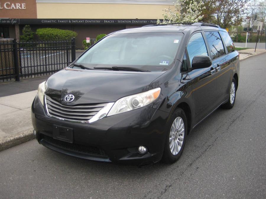 2011 Toyota Sienna XLE 8 Passenger 4dr Mini Van, available for sale in Massapequa, New York | Rite Choice Auto Inc.. Massapequa, New York