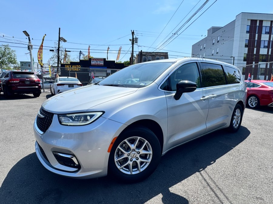 2024 Chrysler Pacifica