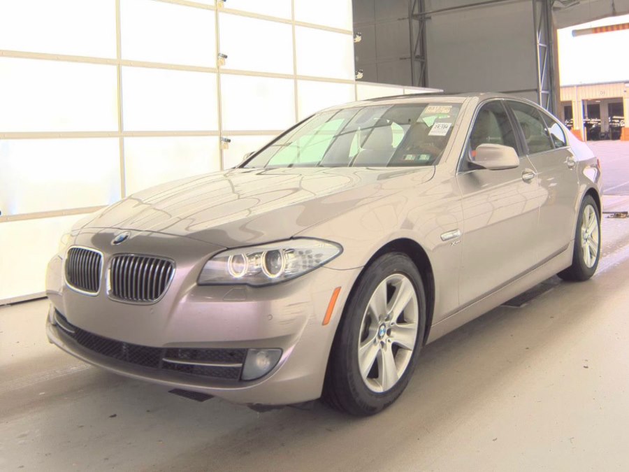 2012 BMW 5 Series 528i