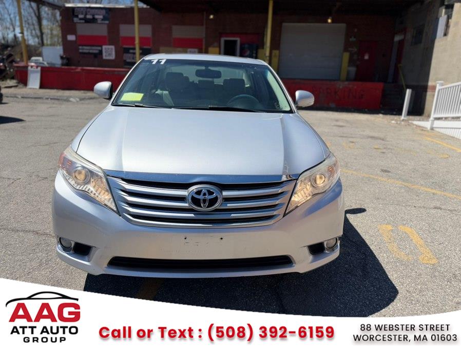 2011 Toyota Avalon Avalon's photo