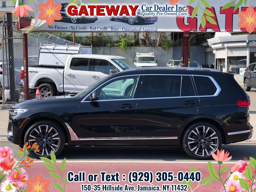 2020 BMW X7 xDrive40i's photo